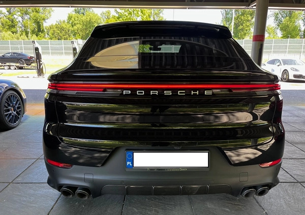 Porsche Cayenne cena 685000 przebieg: 19000, rok produkcji 2023 z Sopot małe 154